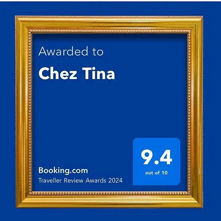 Chez Tina شقة